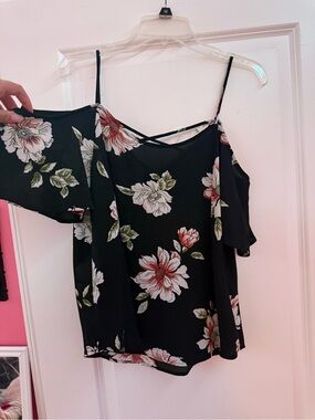 Black Floral Cold-Shoulder Cami Top with Strappy Neckline